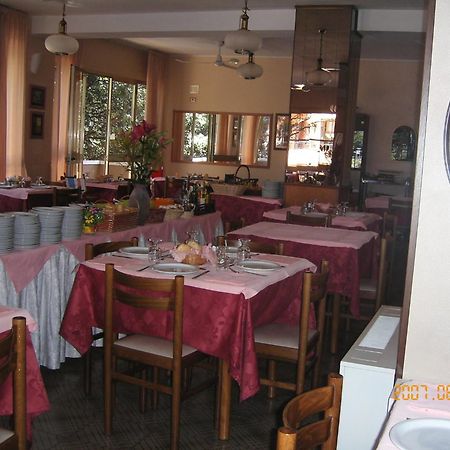 Hotel Marselli Rimini Eksteriør billede