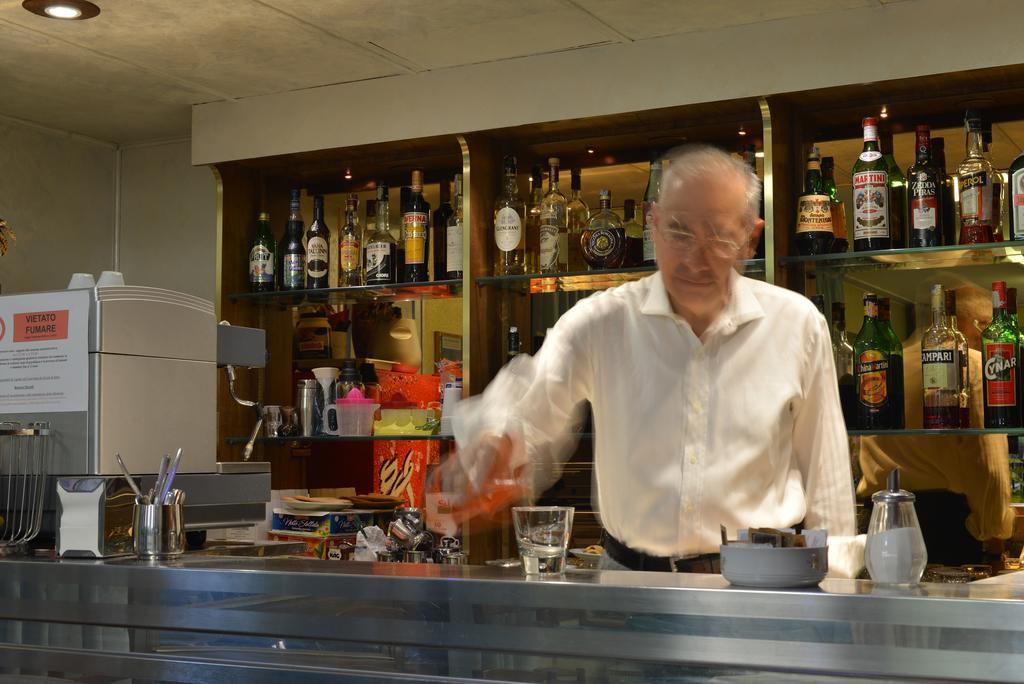 Hotel Marselli Rimini Eksteriør billede