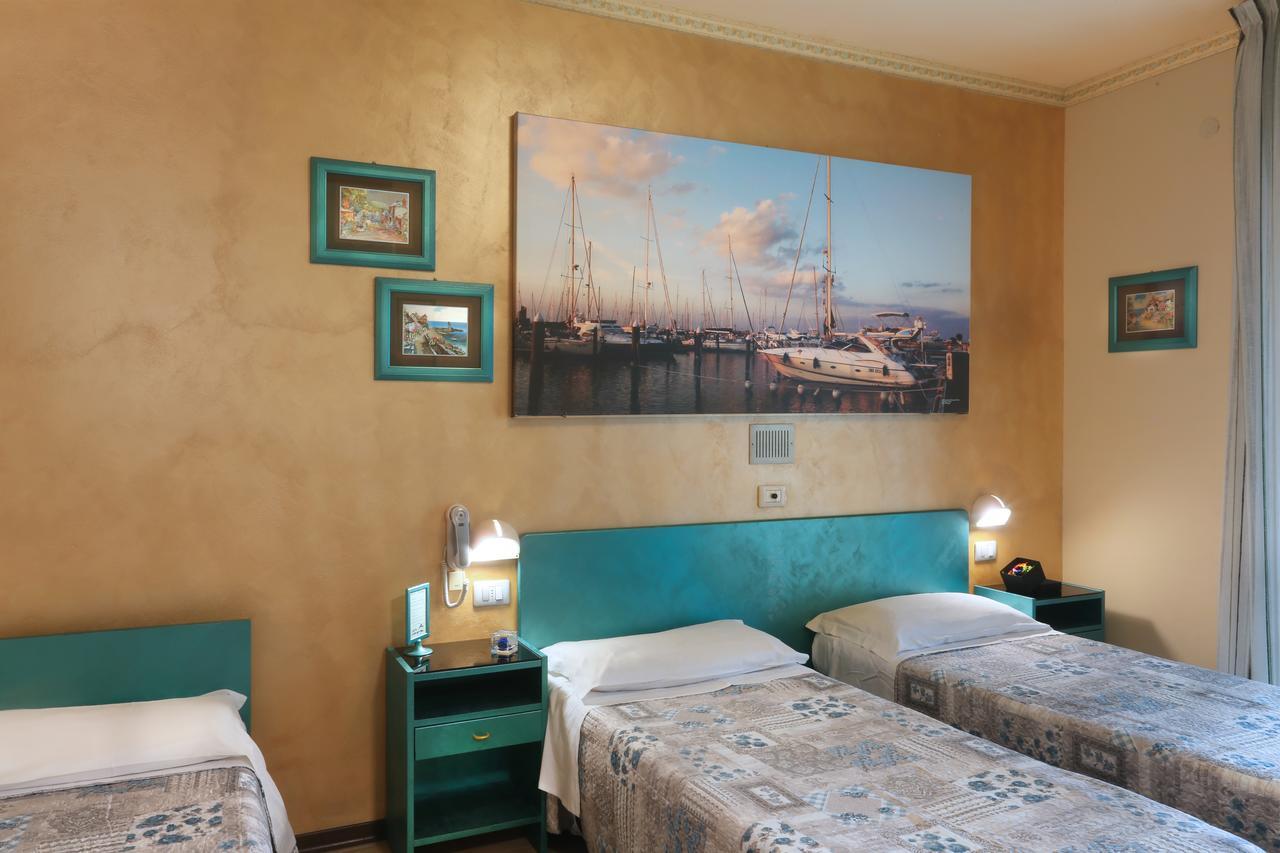 Hotel Marselli Rimini Eksteriør billede