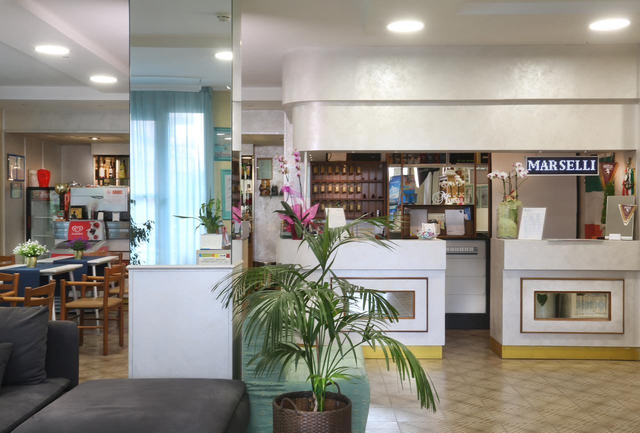 Hotel Marselli Rimini Eksteriør billede